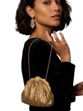 Vintage Whiting & Davis Gold Chain Mail Evening Bag